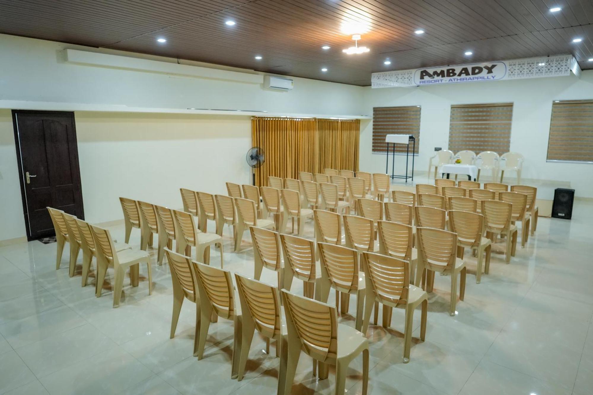 Athirappilly Ambady Resort Exteriör bild