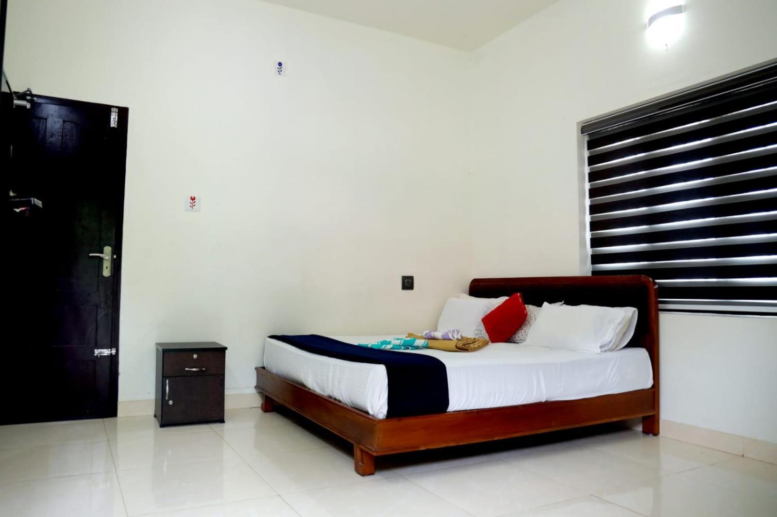 Athirappilly Ambady Resort Exteriör bild