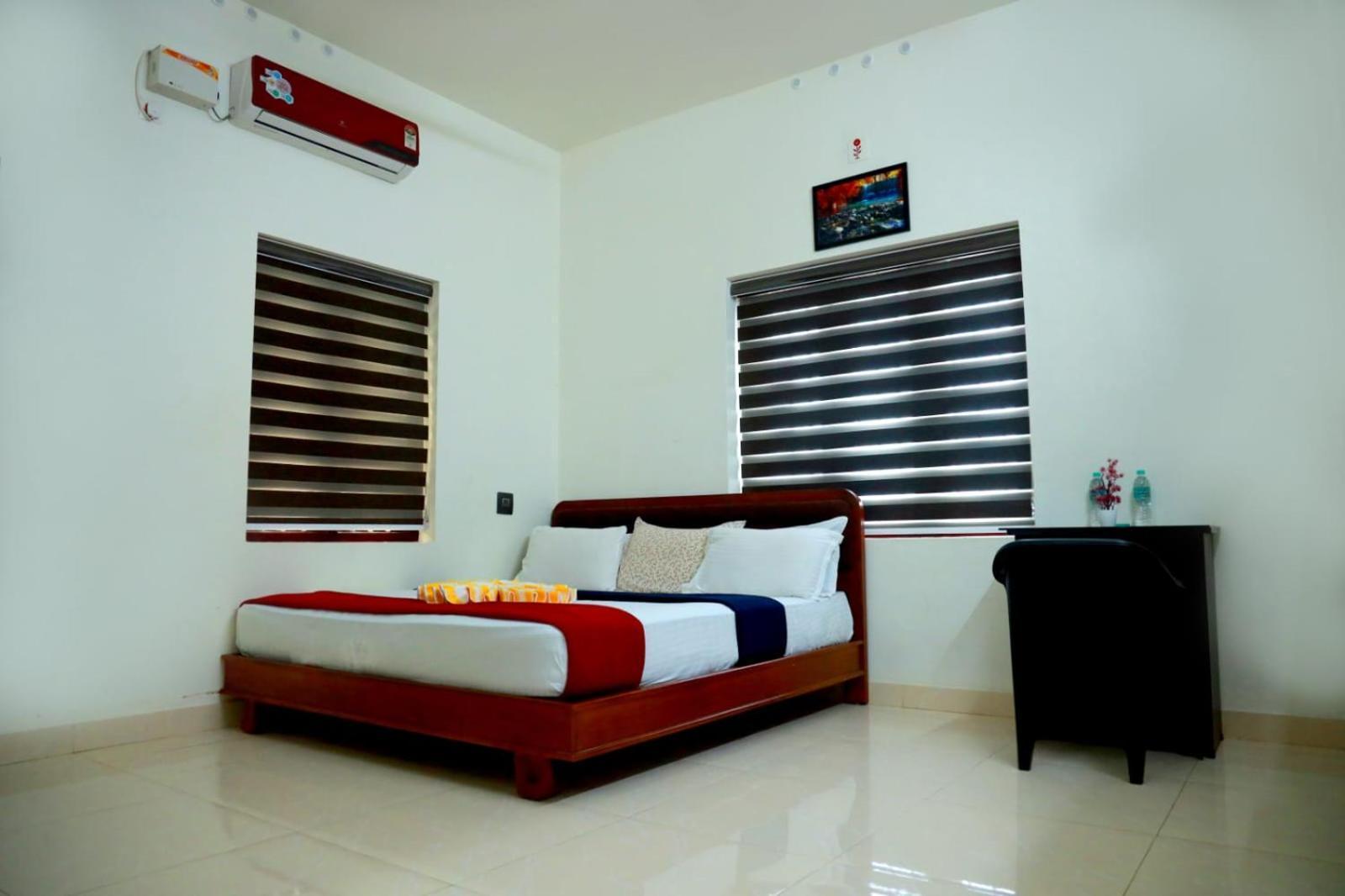 Athirappilly Ambady Resort Exteriör bild